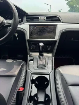 Volkswagen Lamando