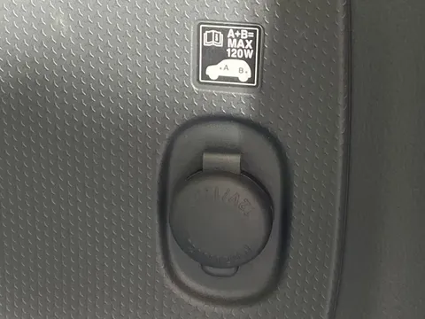 Mazda Flair Crossover