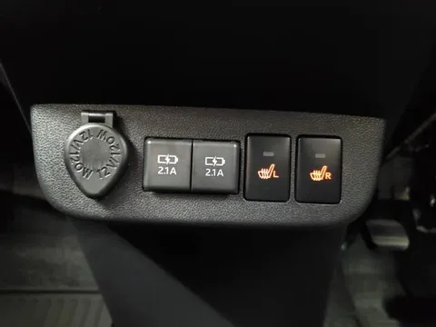 Daihatsu Mira Tocot