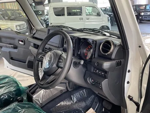 Suzuki Jimny Nomade