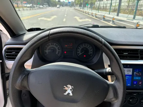 Peugeot 301