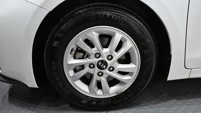 Kia Cerato (K3)