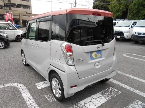 Nissan Dayz Roox