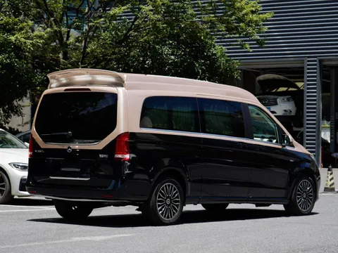 Mercedes-Benz V-Class