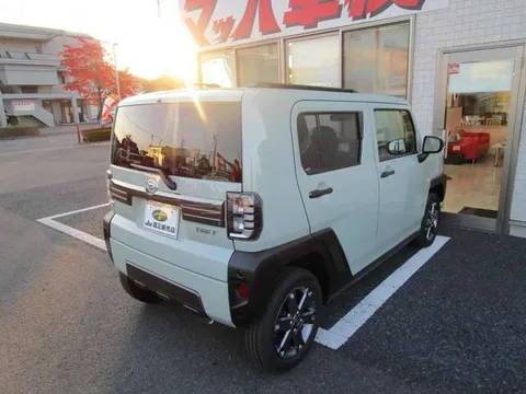 Daihatsu Taft