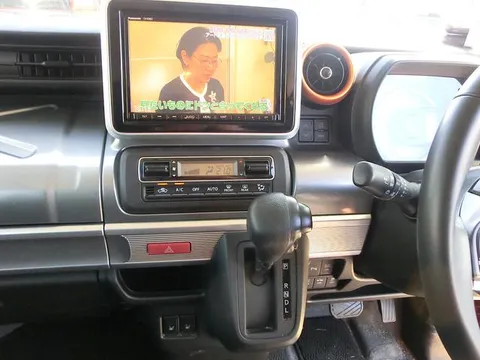 Suzuki Spacia Gear