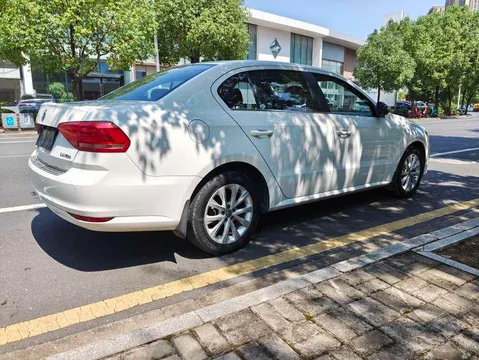 Volkswagen Lavida