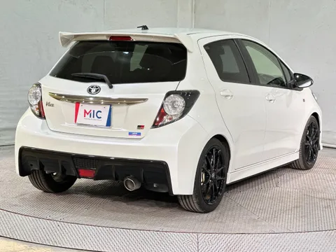 Toyota Yaris (Vitz)