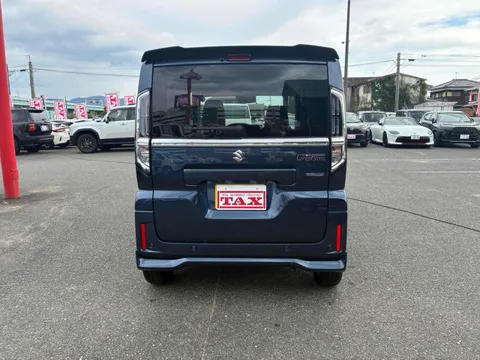 Suzuki Spacia Custom