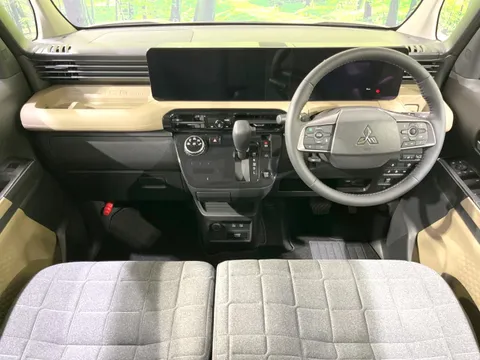 Mitsubishi Delica Mini