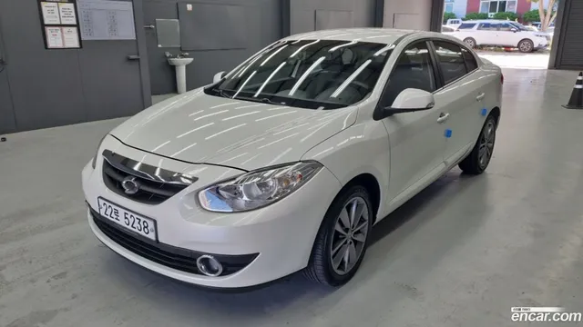 Renault SM3