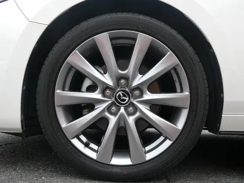Mazda MAZDA3 Sedan