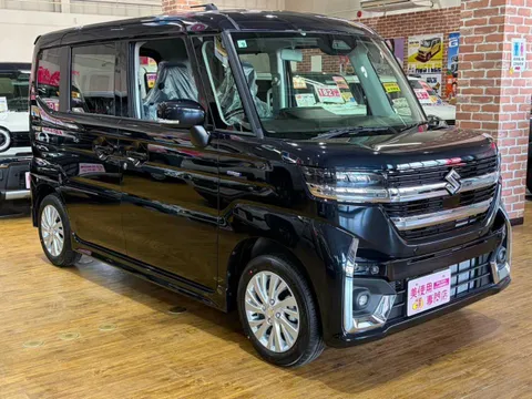 Suzuki Spacia Custom