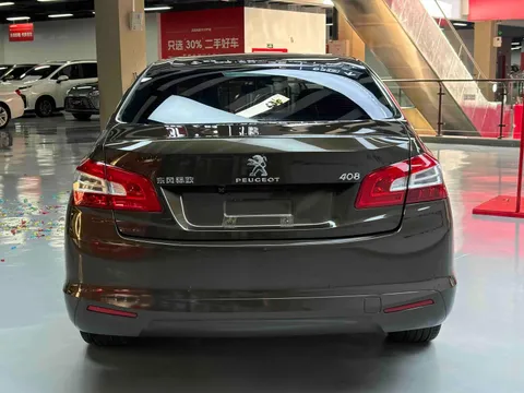 Peugeot 408
