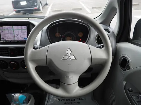 Mitsubishi I