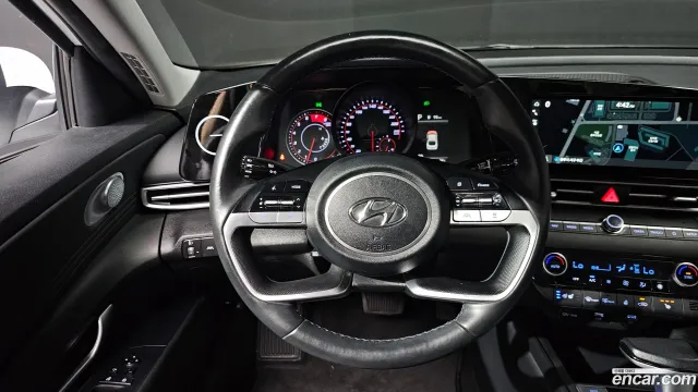 Hyundai Elantra (Avante)