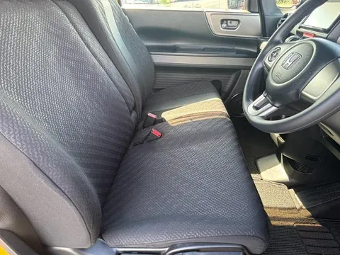Honda N-BOX Slash