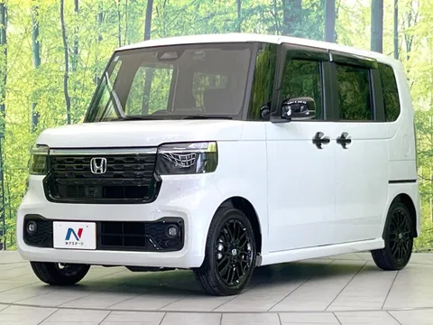 Honda N-BOX Custom