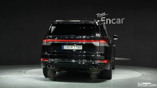 Lincoln Aviator