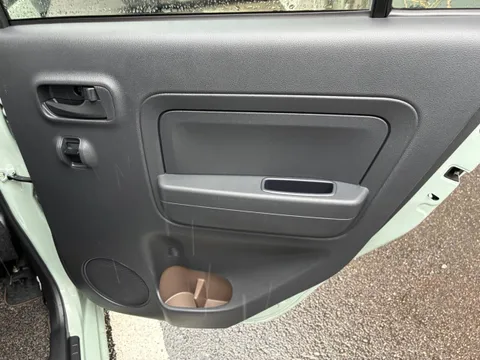 Daihatsu Mira Tocot