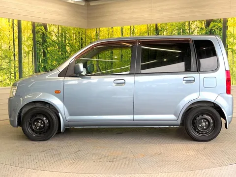 Nissan Otti