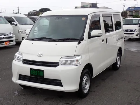 Toyota TownAce Van