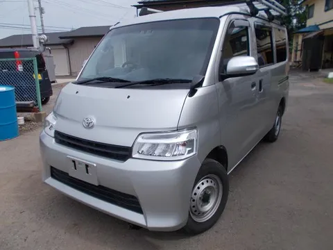 Toyota TownAce Van
