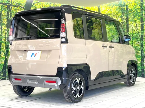 Mitsubishi Delica Mini