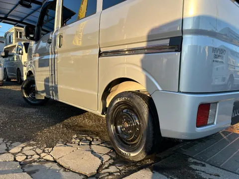 Nissan Clipper
