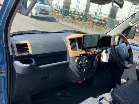 Toyota TownAce Van