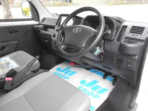 Toyota TownAce Van