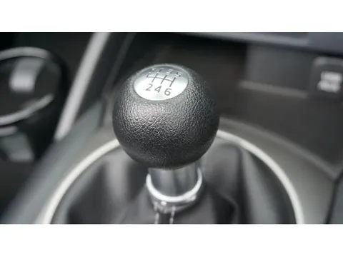 Mazda MX-5 (Roadster)