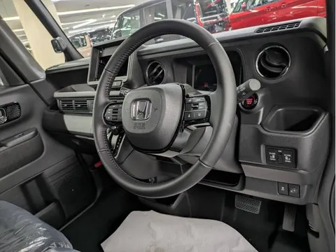 Honda N-BOX Custom