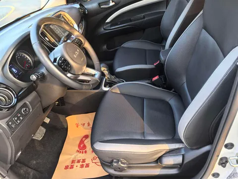 Kia KX1