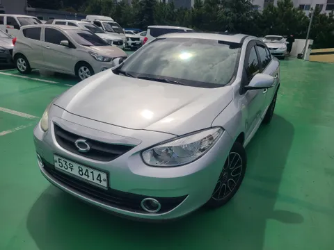 Renault SM3