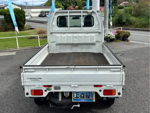 Mitsubishi Minicab Truck