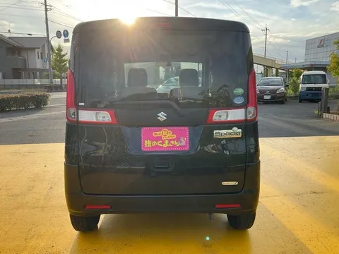 Suzuki Spacia