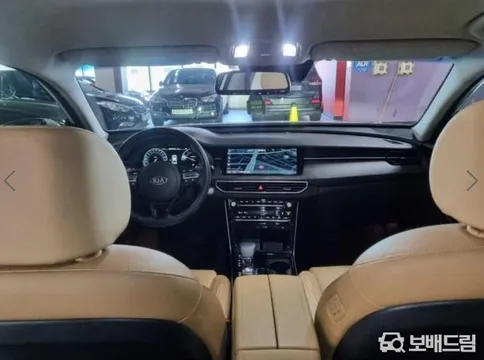 Kia Cadenza (K7)