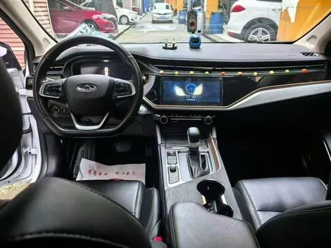 Chery Arrizo 5
