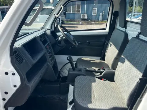 Mazda Scrum Truck