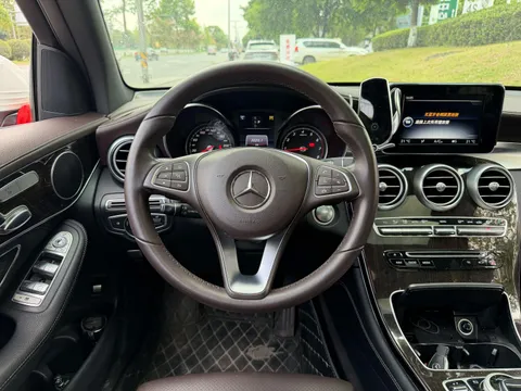 Mercedes-Benz Mercedes-Benz GLC