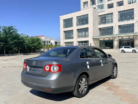 Volkswagen Sagitar