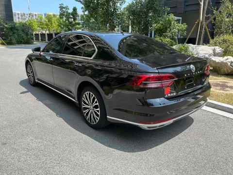 Volkswagen Phideon