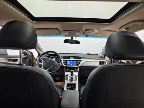 Geely Emgrand GL