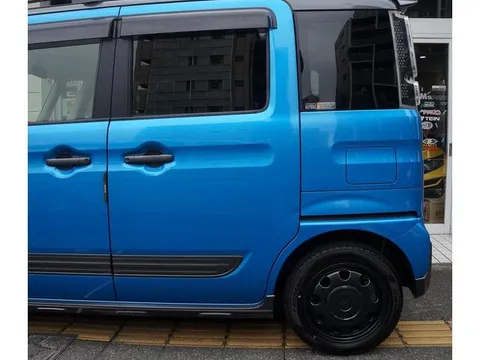 Suzuki Spacia Gear