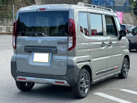 Suzuki Spacia Gear