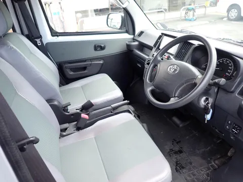 Toyota TownAce Van
