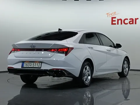 Hyundai Elantra (Avante)