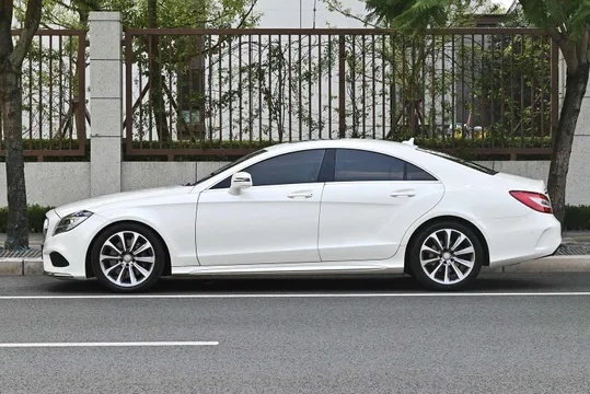 Mercedes-Benz Mercedes-Benz CLS