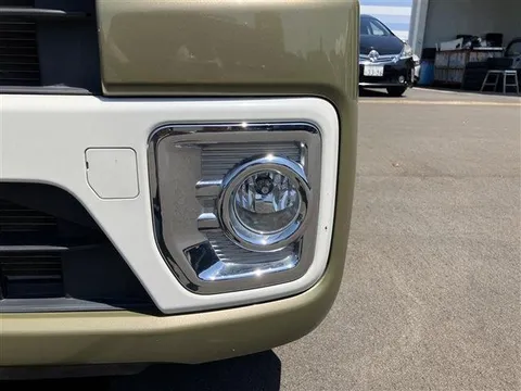 Toyota Pixis Mega